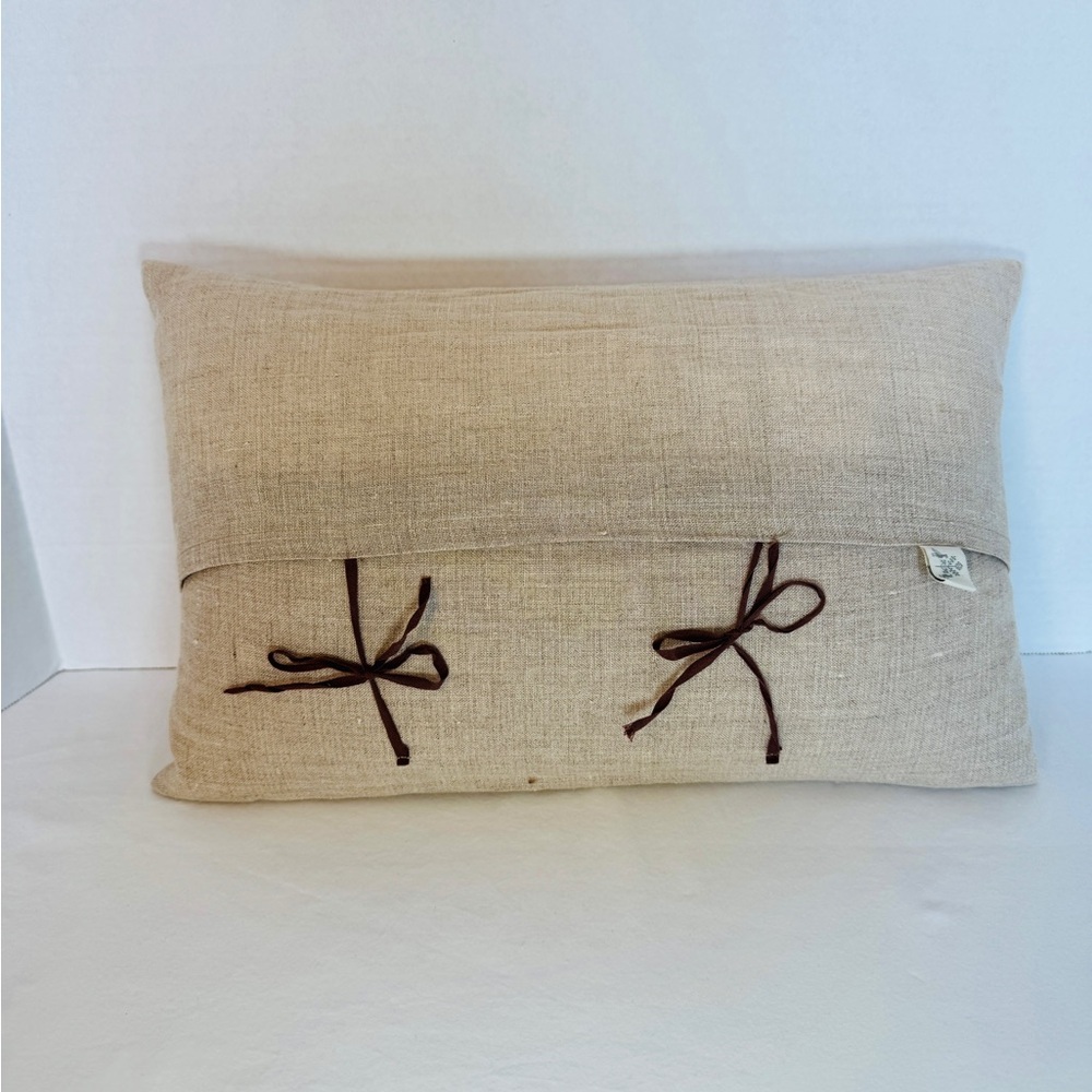 “Bonne Nuit” Decorative Pillow - Picture 2 of 5